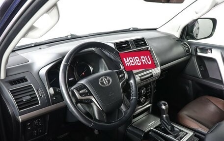 Toyota Land Cruiser Prado 150 рестайлинг 2, 2017 год, 6 200 000 рублей, 9 фотография