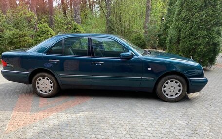 Mercedes-Benz E-Класс, 1996 год, 5 200 000 рублей, 3 фотография