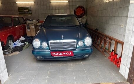Mercedes-Benz E-Класс, 1996 год, 5 200 000 рублей, 4 фотография