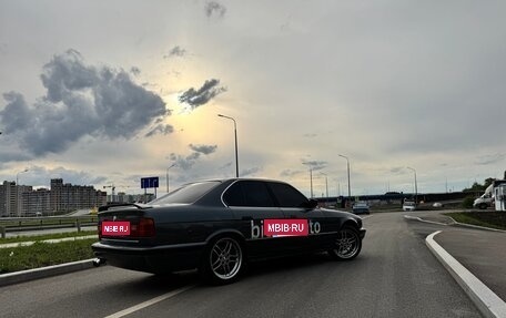 BMW 5 серия, 1990 год, 649 000 рублей, 3 фотография