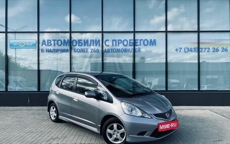 Honda Fit III, 2008 год, 750 000 рублей, 7 фотография