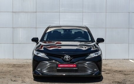 Toyota Camry, 2018 год, 2 690 000 рублей, 3 фотография