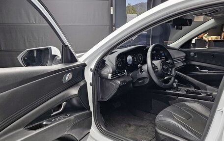 Hyundai Avante, 2022 год, 1 600 000 рублей, 5 фотография