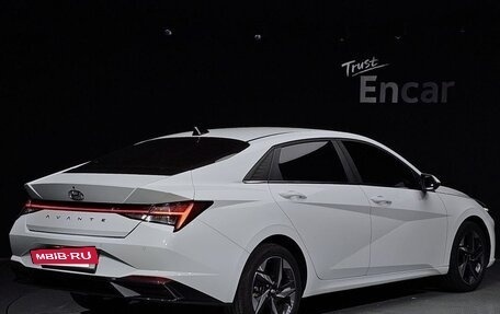 Hyundai Avante, 2022 год, 1 600 000 рублей, 2 фотография