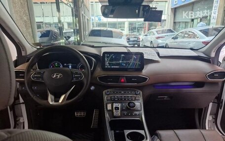 Hyundai Santa Fe IV, 2022 год, 2 350 000 рублей, 10 фотография