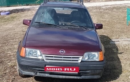 Opel Kadett E рестайлинг, 1991 год, 90 000 рублей, 2 фотография