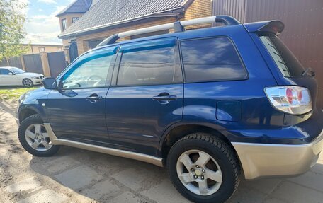 Mitsubishi Outlander III рестайлинг 3, 2003 год, 579 000 рублей, 4 фотография