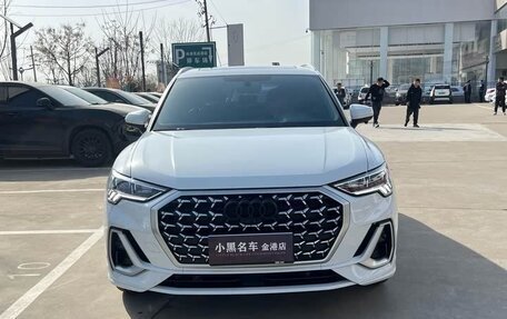 Audi Q3, 2022 год, 2 300 000 рублей, 2 фотография