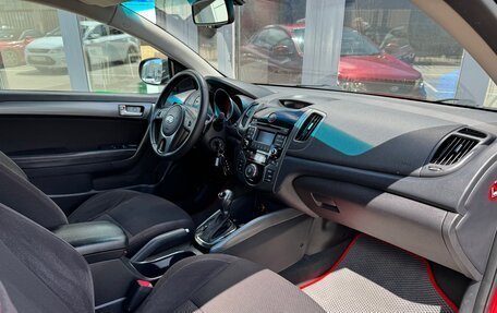 KIA Cerato III, 2011 год, 900 000 рублей, 5 фотография