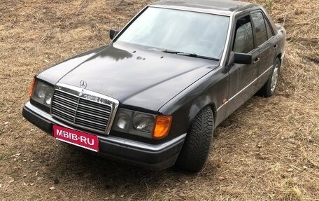Mercedes-Benz W124, 1992 год, 250 000 рублей, 1 фотография