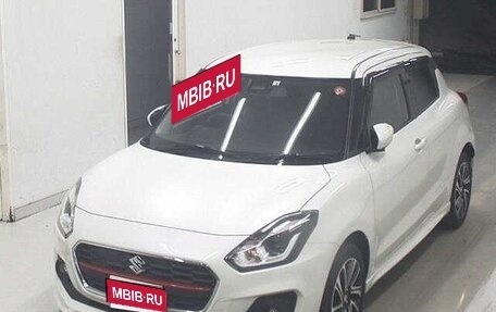 Suzuki Swift V, 2022 год, 1 120 000 рублей, 1 фотография