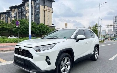 Toyota RAV4, 2022 год, 2 400 000 рублей, 1 фотография