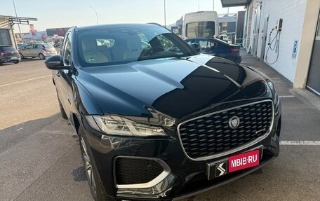 Jaguar F-Pace, 2022 год, 3 990 000 рублей, 1 фотография