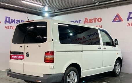 Volkswagen Caravelle T5, 2008 год, 975 000 рублей, 2 фотография