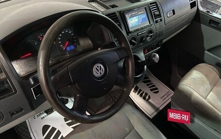 Volkswagen Caravelle T5, 2008 год, 975 000 рублей, 4 фотография