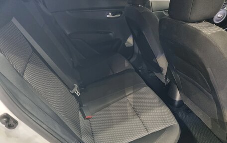KIA Rio IV, 2017 год, 1 090 000 рублей, 10 фотография