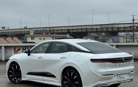 Toyota Crown, 2023 год, 4 200 000 рублей, 7 фотография