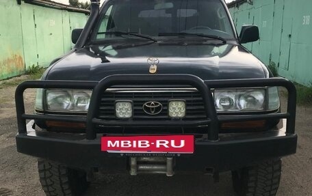 Toyota Land Cruiser 80 рестайлинг, 1997 год, 1 200 000 рублей, 4 фотография