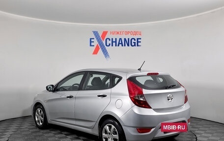 Hyundai Solaris II рестайлинг, 2013 год, 897 000 рублей, 6 фотография