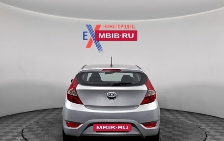 Hyundai Solaris II рестайлинг, 2013 год, 897 000 рублей, 5 фотография
