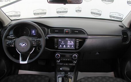 KIA Rio IV, 2017 год, 1 490 000 рублей, 10 фотография