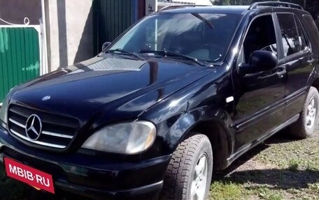 Mercedes-Benz M-Класс, 1998 год, 650 000 рублей, 1 фотография