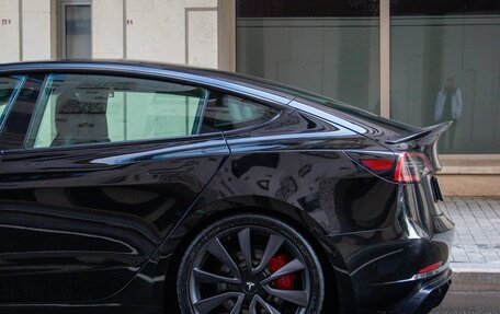 Tesla Model 3 I, 2020 год, 4 369 000 рублей, 1 фотография