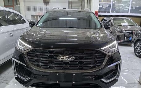 Ford Edge II рестайлинг, 2022 год, 2 520 000 рублей, 2 фотография