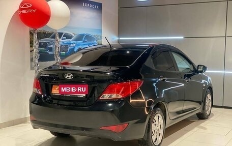 Hyundai Solaris II рестайлинг, 2016 год, 970 000 рублей, 5 фотография