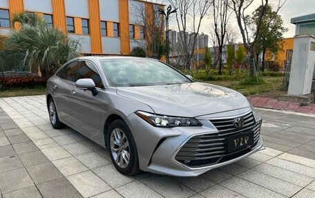 Toyota Avalon, 2021 год, 2 440 000 рублей, 1 фотография