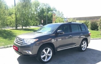 Toyota Highlander III, 2013 год, 3 200 000 рублей, 1 фотография