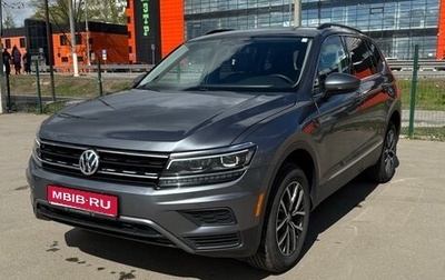 Volkswagen Tiguan II, 2019 год, 2 990 000 рублей, 1 фотография