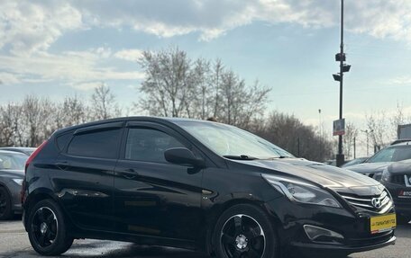 Hyundai Solaris II рестайлинг, 2015 год, 869 000 рублей, 2 фотография