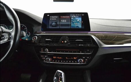 BMW 5 серия, 2019 год, 3 900 000 рублей, 12 фотография