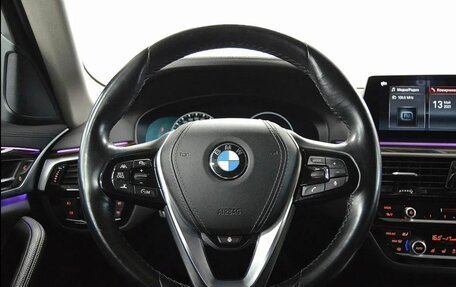 BMW 5 серия, 2019 год, 3 900 000 рублей, 14 фотография