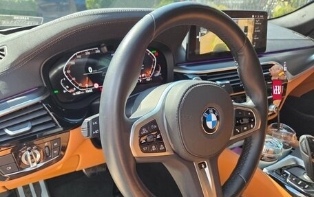 BMW 5 серия, 2022 год, 3 700 000 рублей, 8 фотография