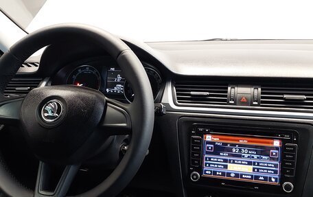 Skoda Rapid I, 2020 год, 1 215 000 рублей, 10 фотография