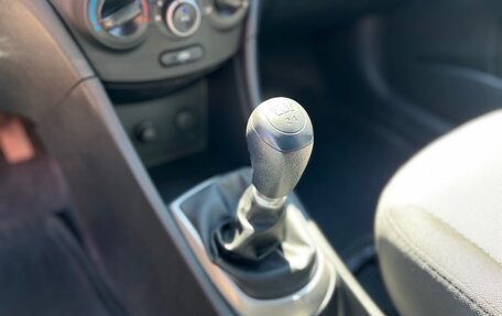 Hyundai Solaris II рестайлинг, 2012 год, 740 000 рублей, 7 фотография