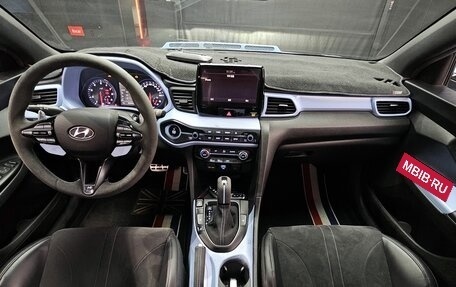 Hyundai Veloster II, 2020 год, 2 200 000 рублей, 7 фотография
