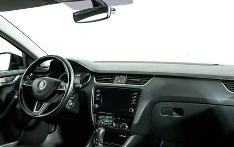 Skoda Octavia, 2018 год, 1 629 700 рублей, 9 фотография