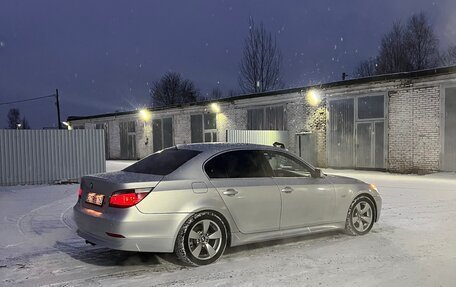 BMW 5 серия, 2004 год, 940 000 рублей, 2 фотография