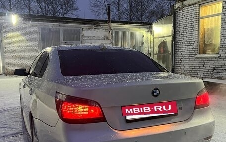 BMW 5 серия, 2004 год, 940 000 рублей, 5 фотография