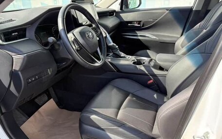 Toyota Harrier, 2022 год, 2 100 018 рублей, 3 фотография