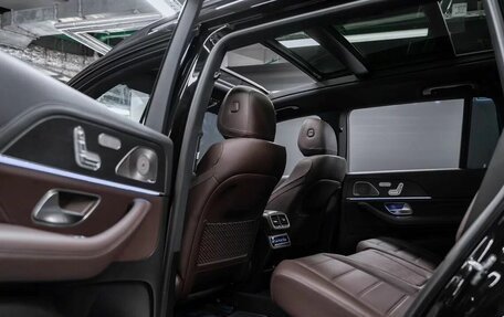 Mercedes-Benz GLS, 2023 год, 13 800 000 рублей, 2 фотография