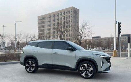 Geely Atlas, 2023 год, 1 800 000 рублей, 4 фотография