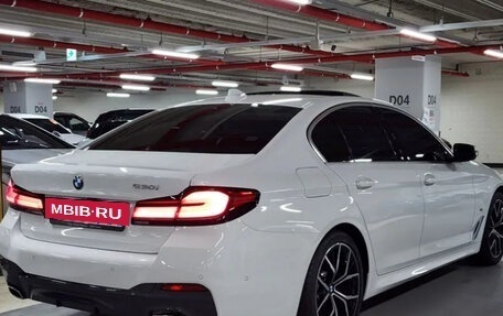 BMW 5 серия, 2021 год, 4 790 000 рублей, 2 фотография