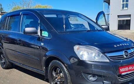 Opel Zafira B, 2011 год, 690 000 рублей, 2 фотография