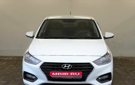 Hyundai Solaris II рестайлинг, 2017 год, 995 000 рублей, 2 фотография