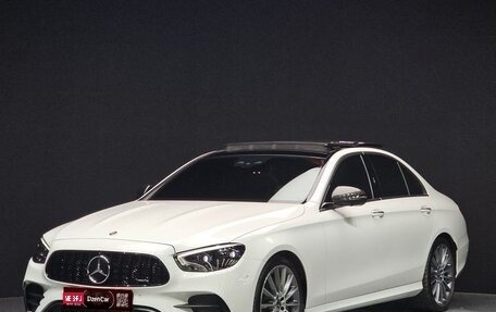Mercedes-Benz E-Класс, 2021 год, 3 250 000 рублей, 1 фотография