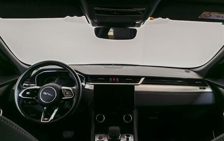 Jaguar F-Pace, 2022 год, 4 480 000 рублей, 7 фотография